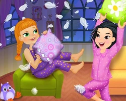 Play Pillow Party online for free